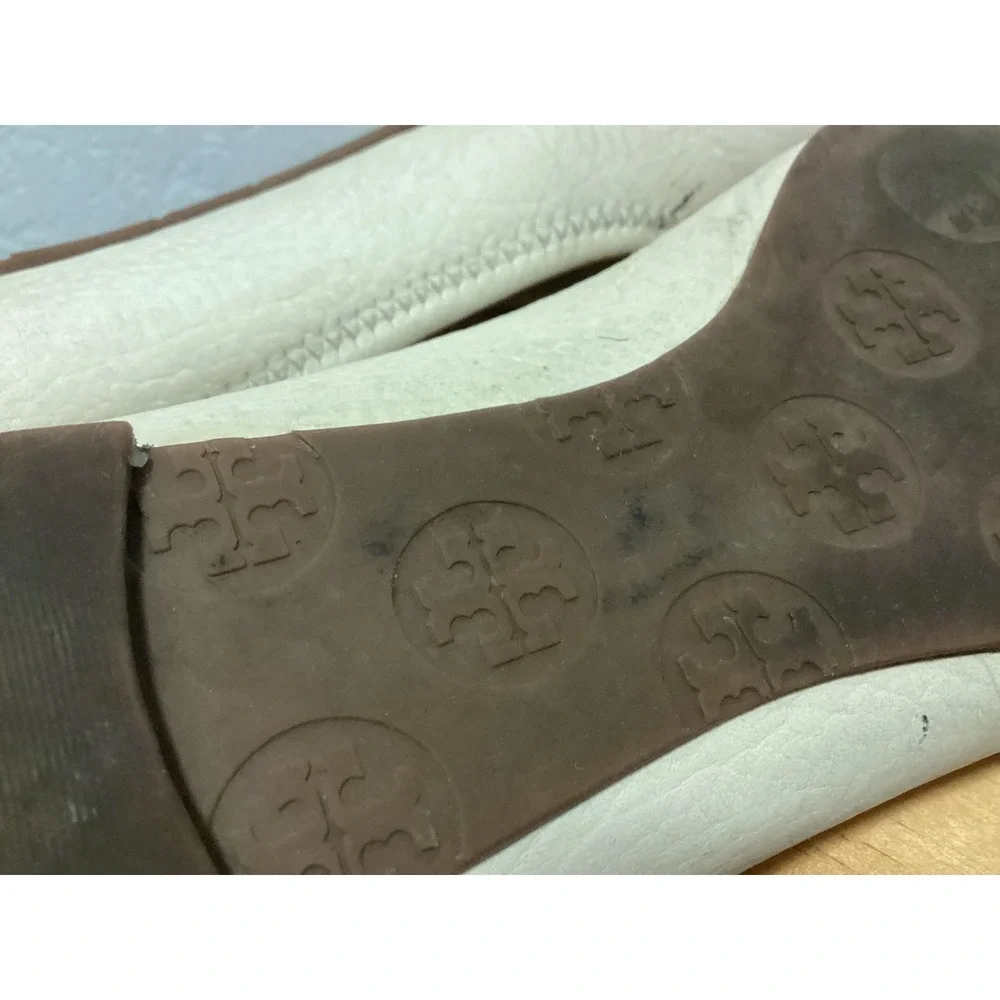 Tory Burch Ballet Flats Women 7 Cream Leather Reva Medallion Scrunch Back